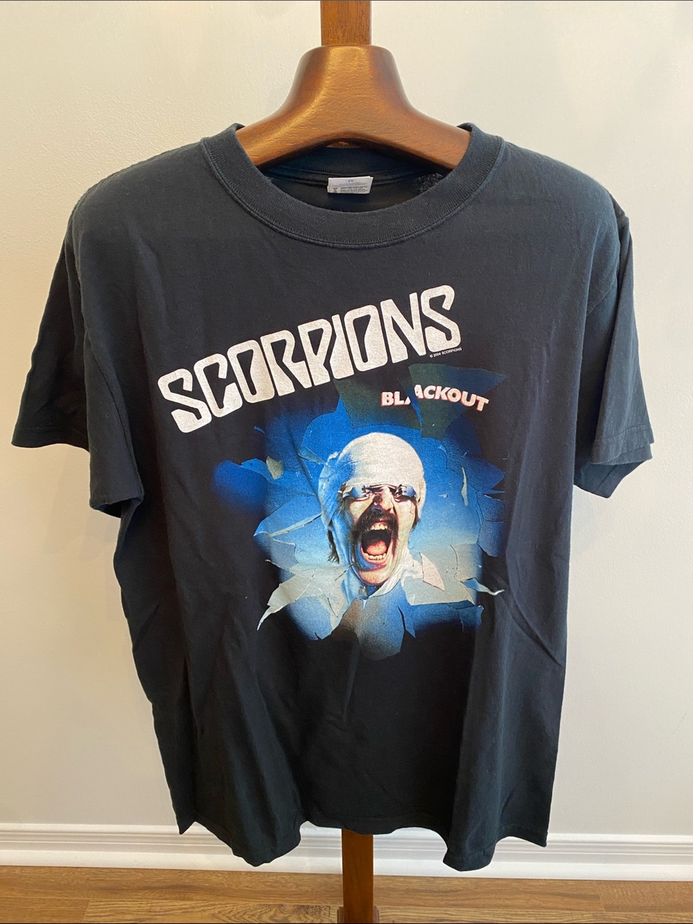 Scorpions Blackout Album Black Graphic Tee with Blue and White Print